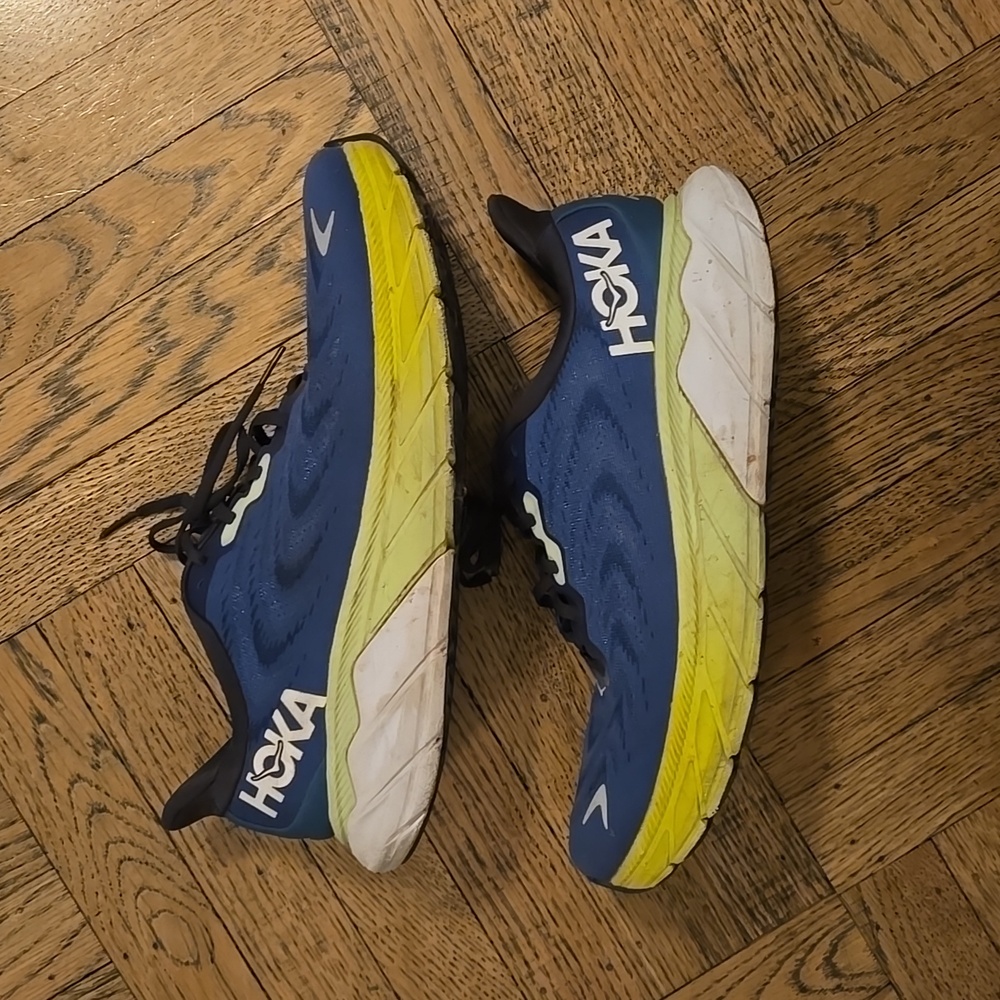 Hoka Arahi 6 Size 11.5 Wide